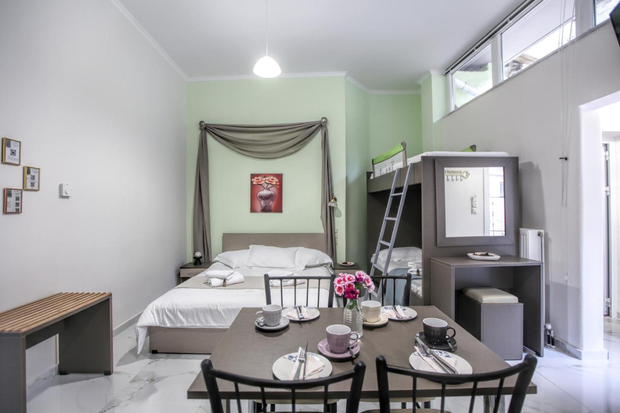 Del Sol #1 Meteora Luxurious Family Suites Kalambaka Exterior photo